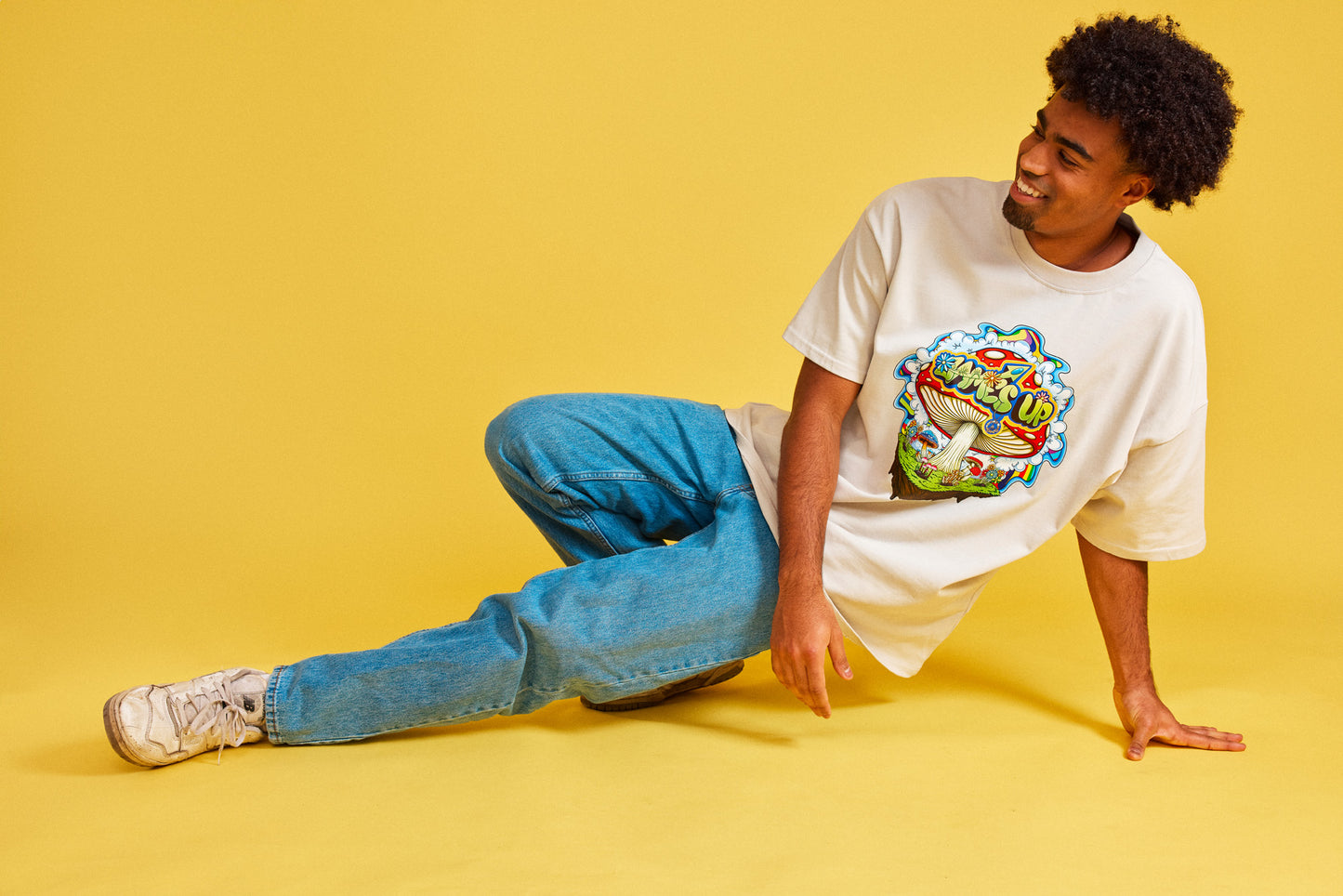 Premium Heavy Oversized T-shirt /Psychedelic good vibes Colorful mushroom Design